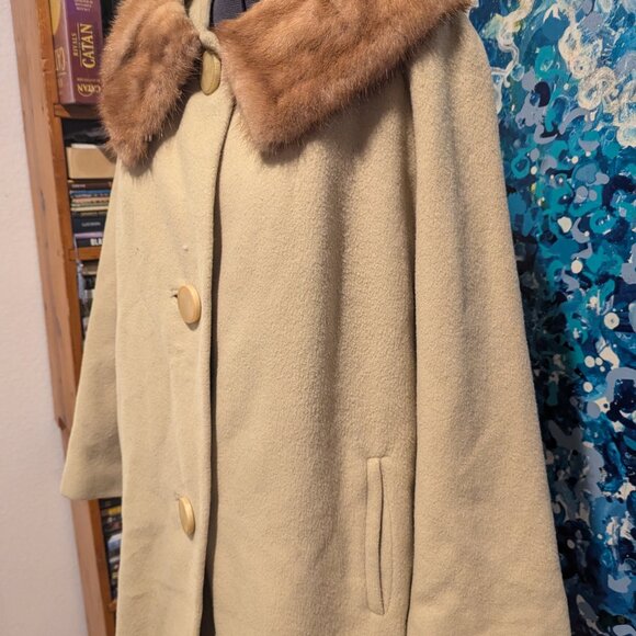 VINTAGE 60s cashmere ivory fur collar swing coat - Picture 4 of 7